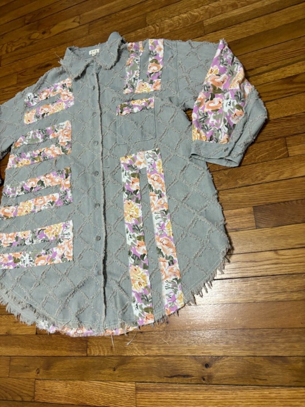 POL Womens Diamond Fringe Denim Jacket Size Medium Blue Floral Patchwork Boho - Picture 4 of 9